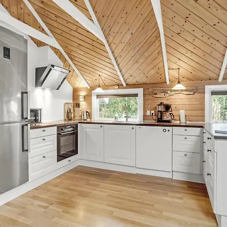 3 Bedroom Gorgeous In *