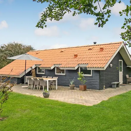 Feriehus 3 Bedroom Gorgeous In